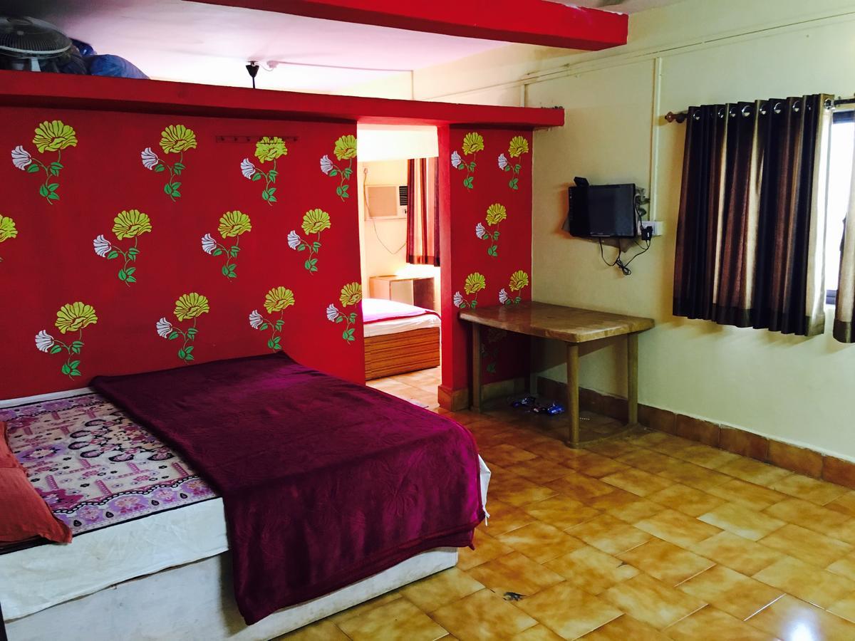 Hotel Madhumalti Matheran Exterior foto